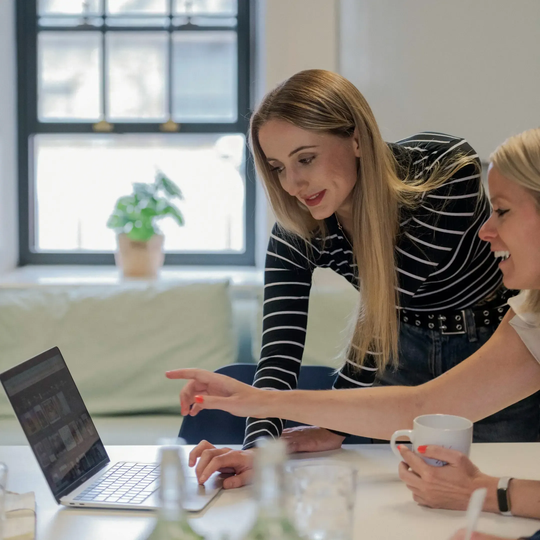 Izzy and lindsay working on brand strategy